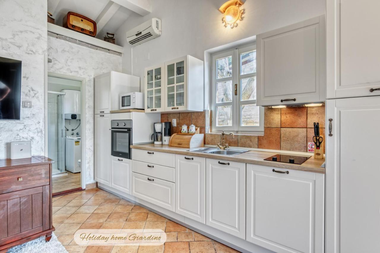 Holiday Home Giardino Marino Pomer Ngoại thất bức ảnh