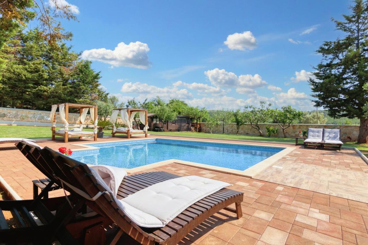 Holiday Home Giardino Marino Pomer Ngoại thất bức ảnh