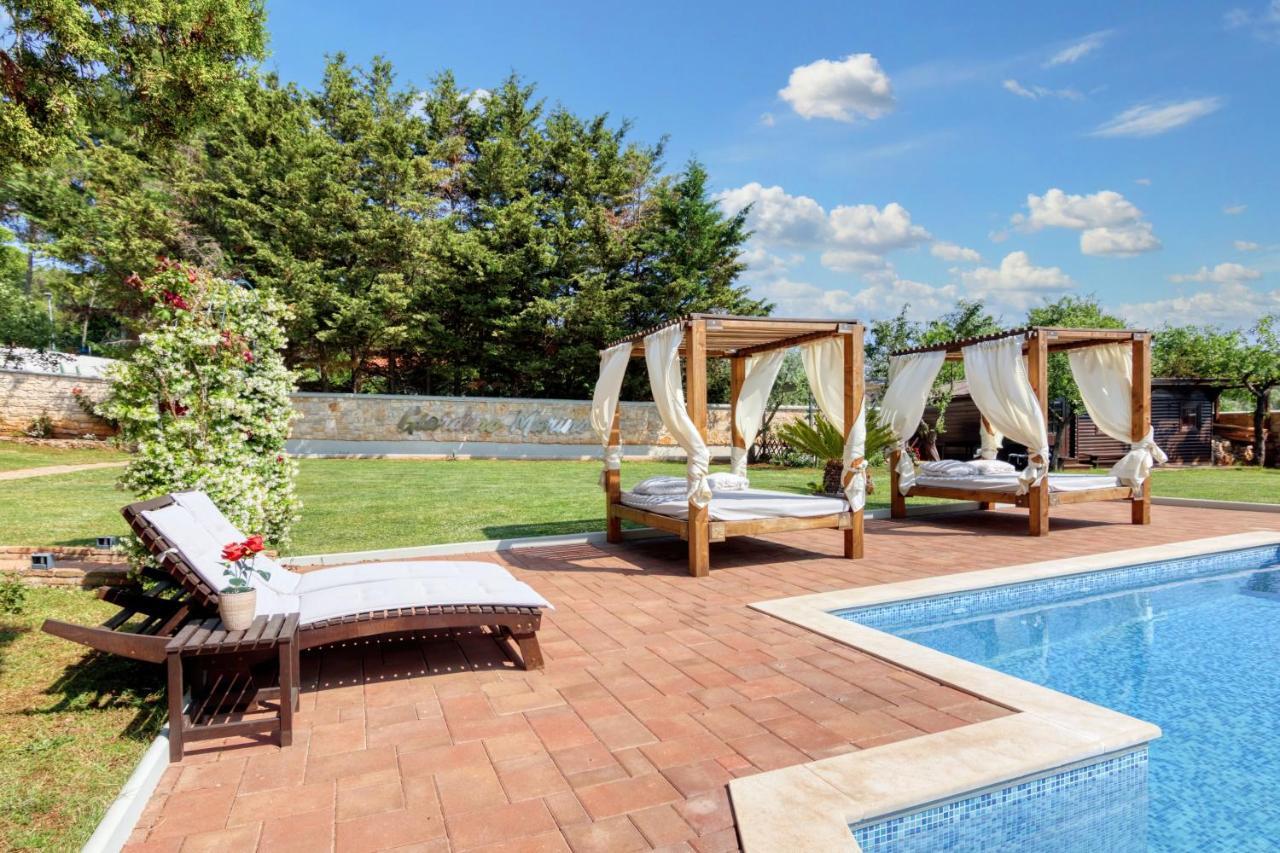 Holiday Home Giardino Marino Pomer Ngoại thất bức ảnh