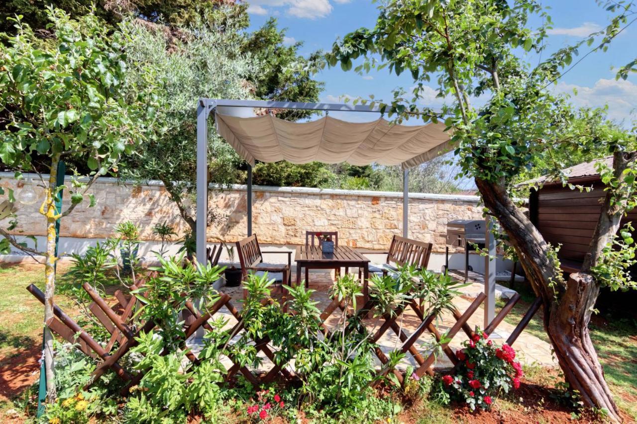 Holiday Home Giardino Marino Pomer Ngoại thất bức ảnh