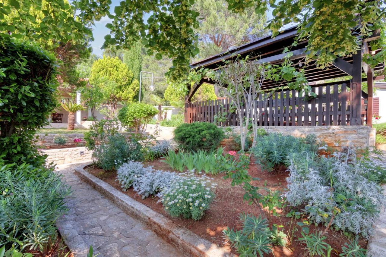 Holiday Home Giardino Marino Pomer Ngoại thất bức ảnh
