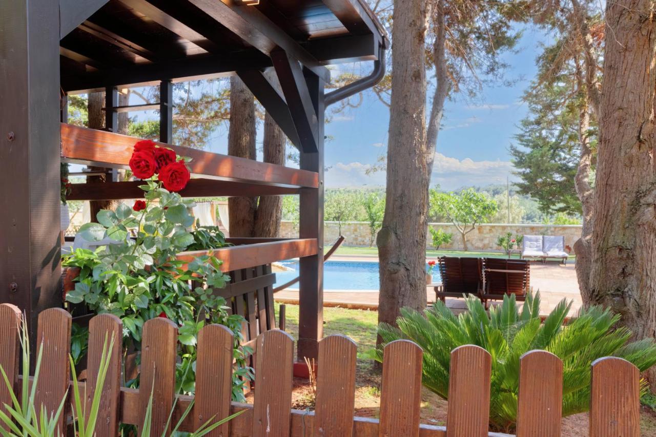 Holiday Home Giardino Marino Pomer Ngoại thất bức ảnh
