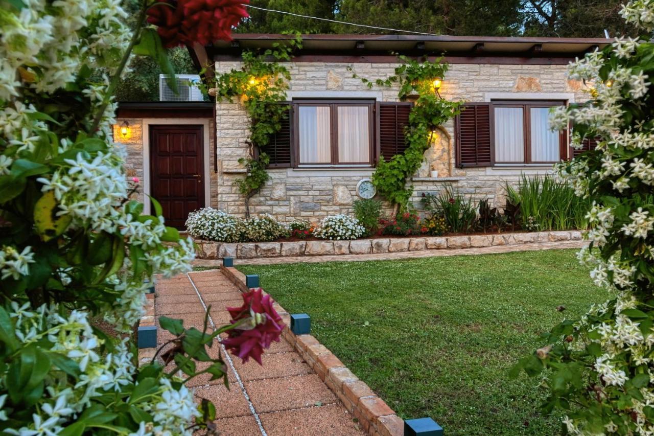 Holiday Home Giardino Marino Pomer Ngoại thất bức ảnh