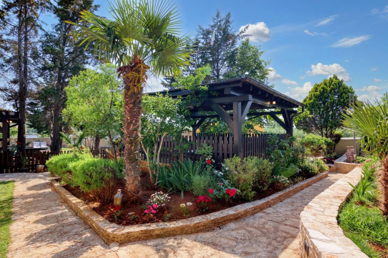 Holiday Home Giardino Marino Pomer Ngoại thất bức ảnh