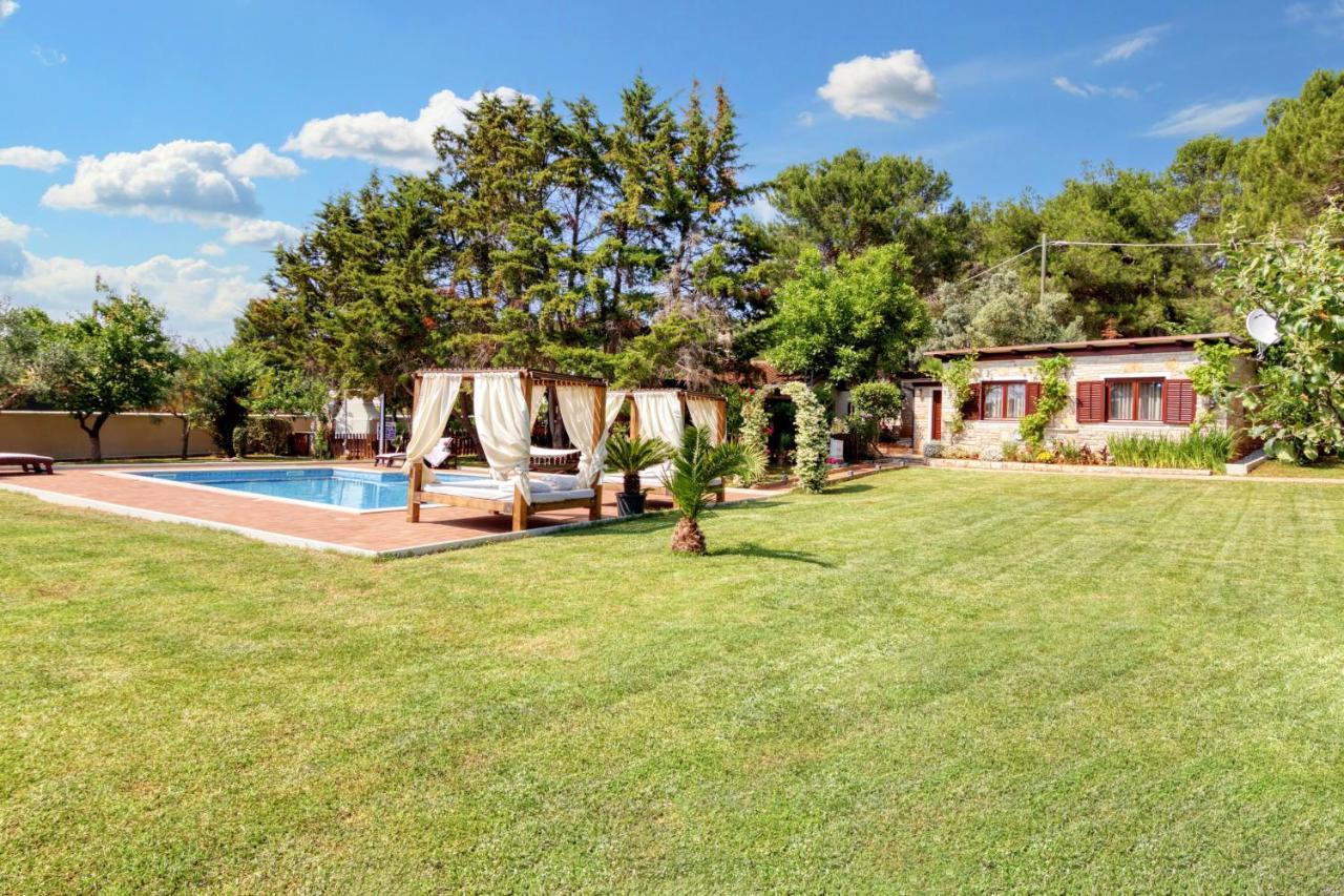 Holiday Home Giardino Marino Pomer Ngoại thất bức ảnh
